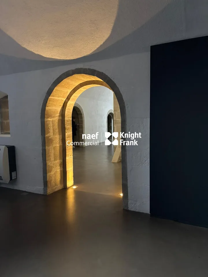 Arcade/ außergewöhnliche Galerie: Place des Casemates 5