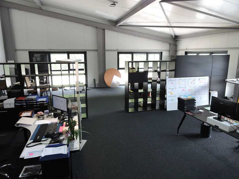 Spazio commerciale in affitto di 100 m2