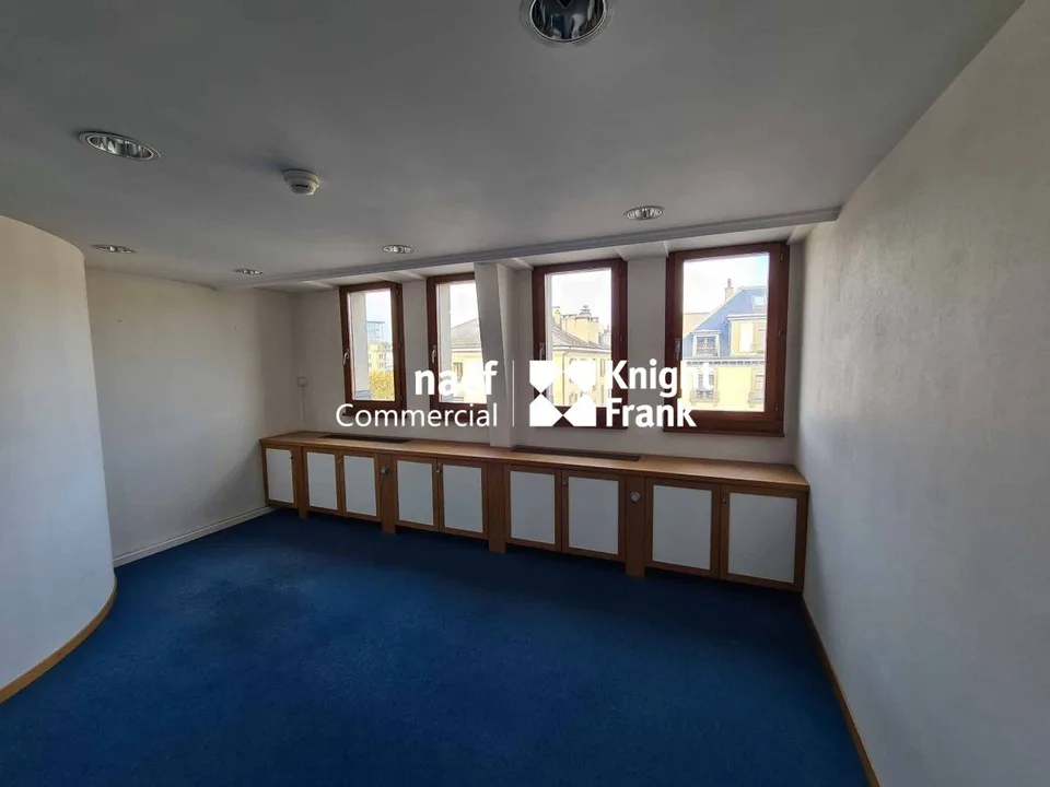 Chantepoulet - Bureau de 266m² aux derniers étages
