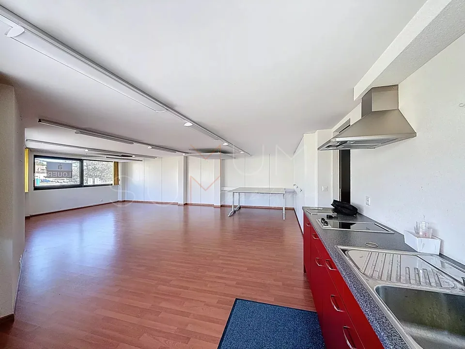 Ufficio 45m2 zona industriale