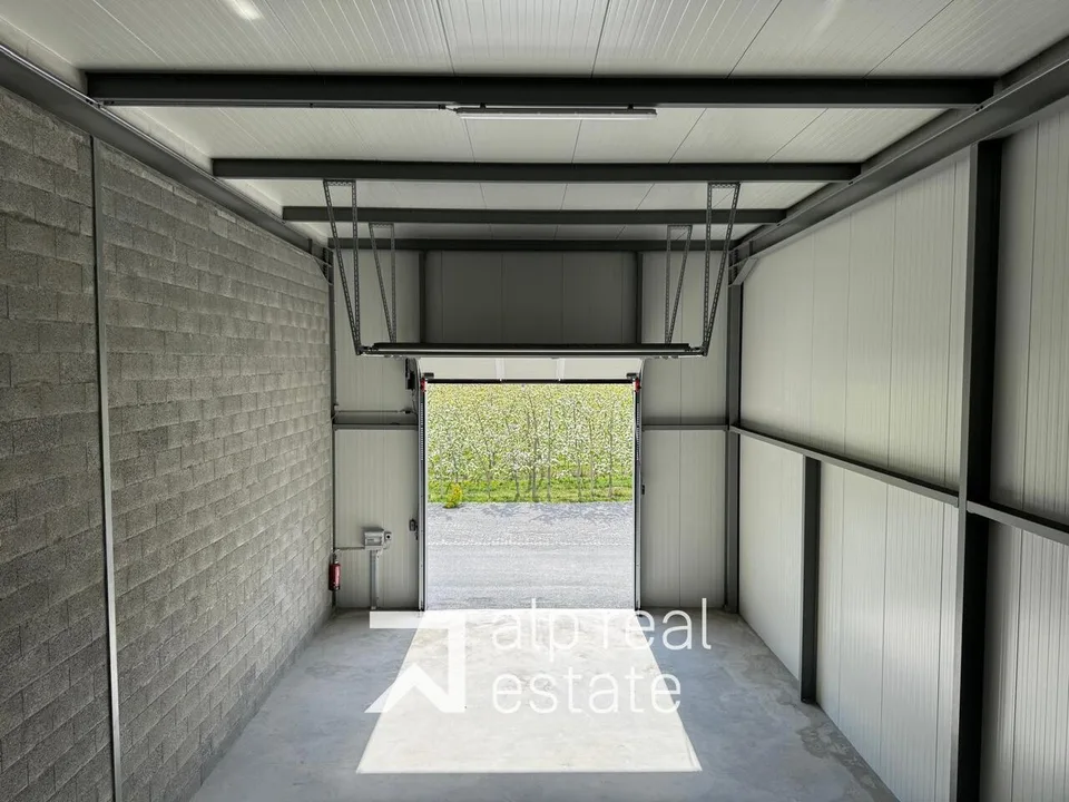 Modularer Raum von 124m² - Flexibilität & strategische Erreichbarkeit A9