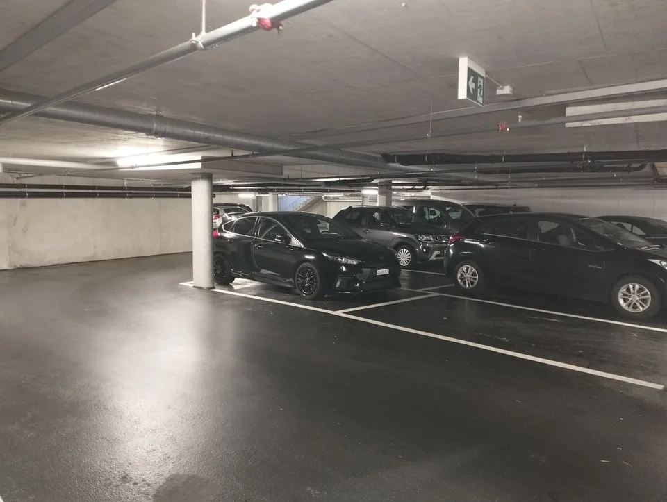 Places de parc à louer ou à vendre dans parking souterrain centre ville