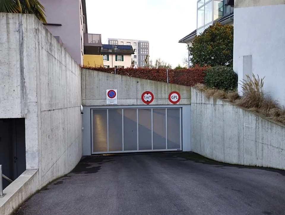 Places de parc à louer ou à vendre dans parking souterrain centre ville