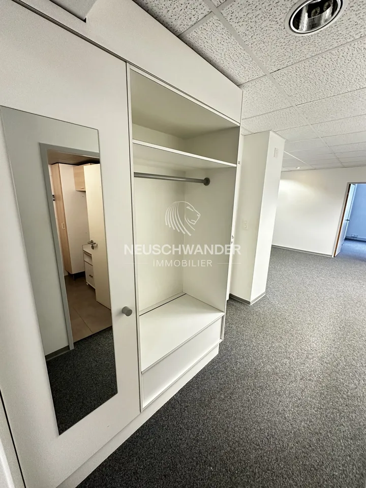 Moderner 5,5-Zimmer-Raum im 1. Stock zu vermieten in Delémont