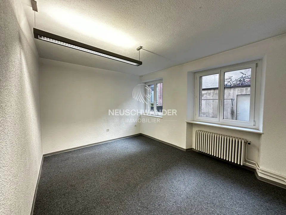 Moderner 5,5-Zimmer-Raum im 1. Stock zu vermieten in Delémont