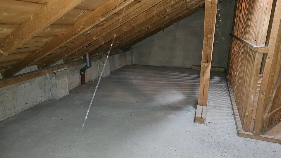 Galetas/Garde-meubles de 14.5 m2 à 28.5 m2 à Delémont