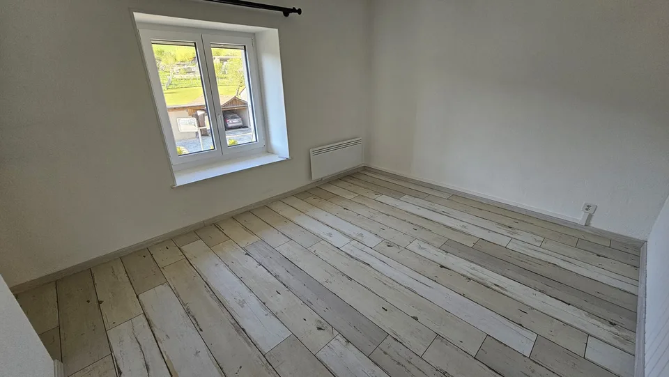 Zu vermieten in Movelier Familienhaus mit 5,5 Zimmern