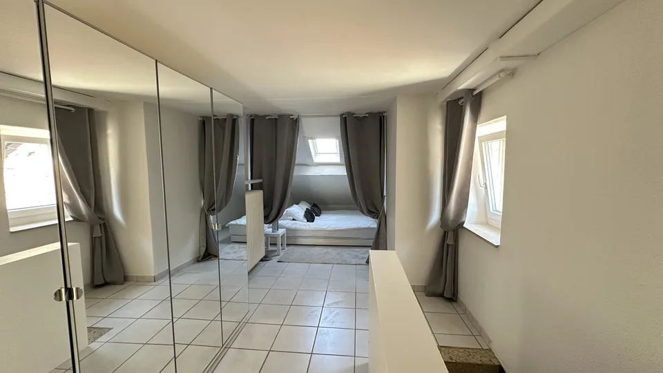 Attique de 1.5 pièces à louer à Porrentruy