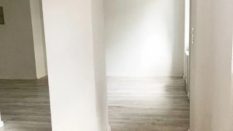 Gewerbefläche Nr. 4 mit 25 m2 zur Miete in Reconvilier