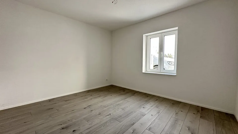 Zu vermieten 3,5-Zimmer-Wohnung im Erdgeschoss in Develier