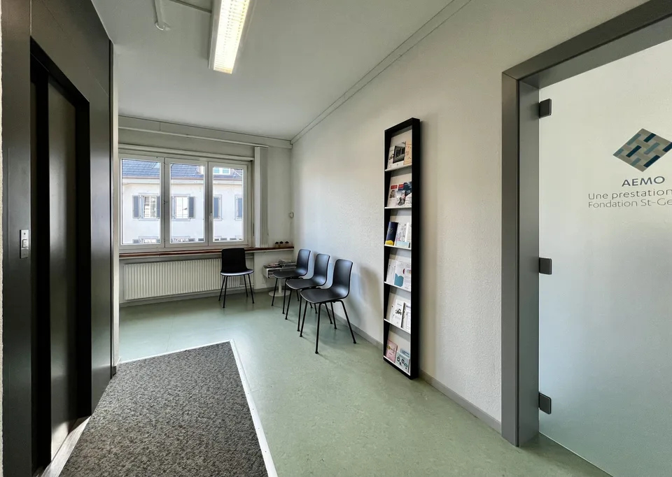In affitto a Delémont, ufficio di 6 locali al 2° piano