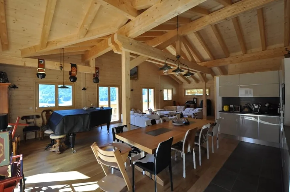 Weekly Rental - CHALET LE CHAT PERCHÉ, SASSET 7