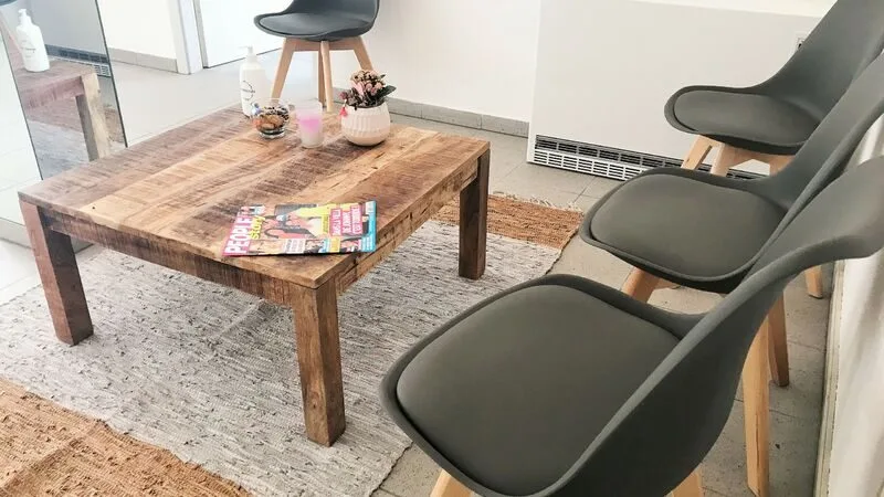 Gewerbefläche Nr. 2 mit 21 m2 zur Miete in Reconvilier – Foto 8 von 13