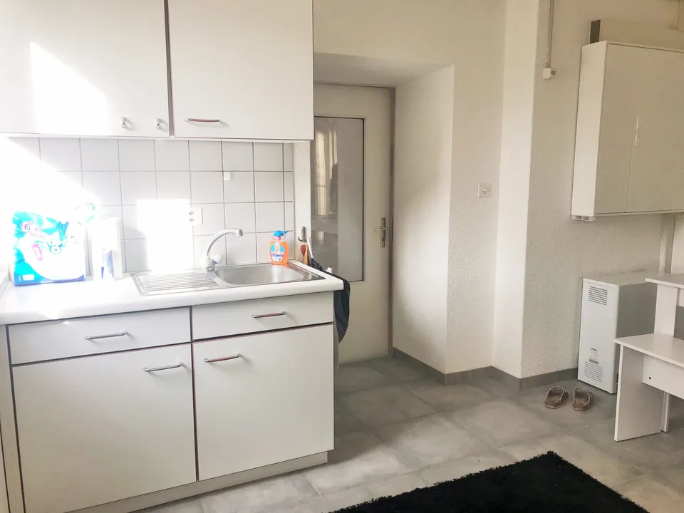 Gewerbefläche Nr. 2 mit 21 m2 zur Miete in Reconvilier – Foto 10 von 13
