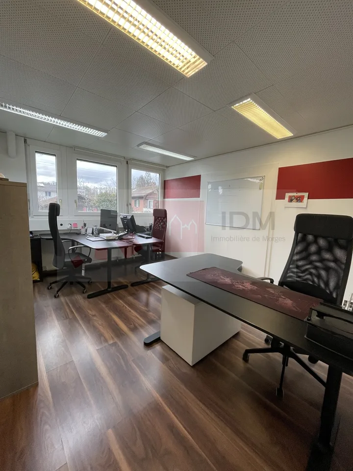 Residential & commercial building
