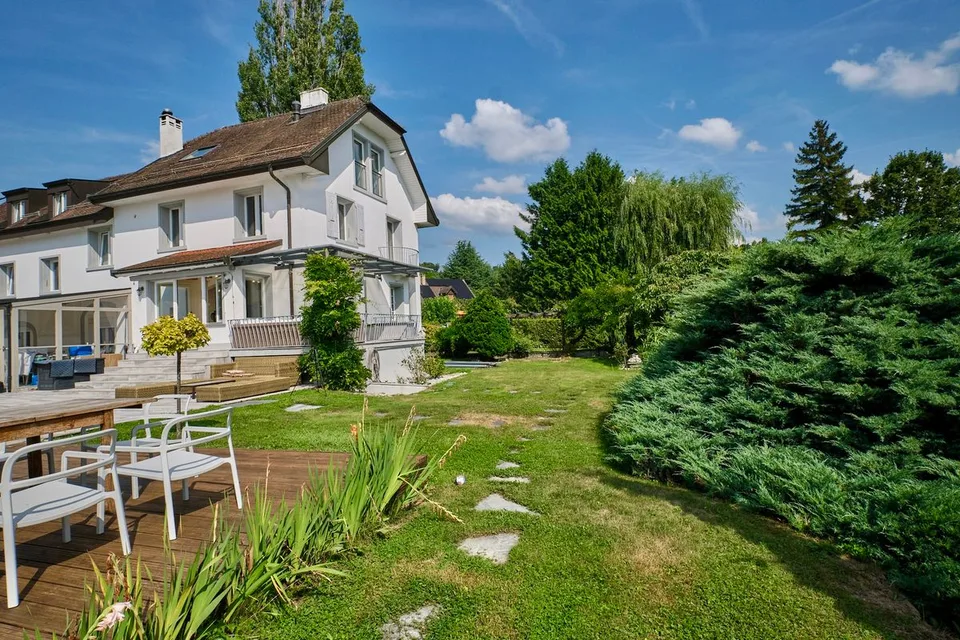 Magnifique appartement meublé dans une maison de maître rénovée