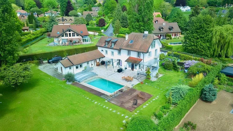 Magnifique appartement meublé dans une maison de maître rénovée