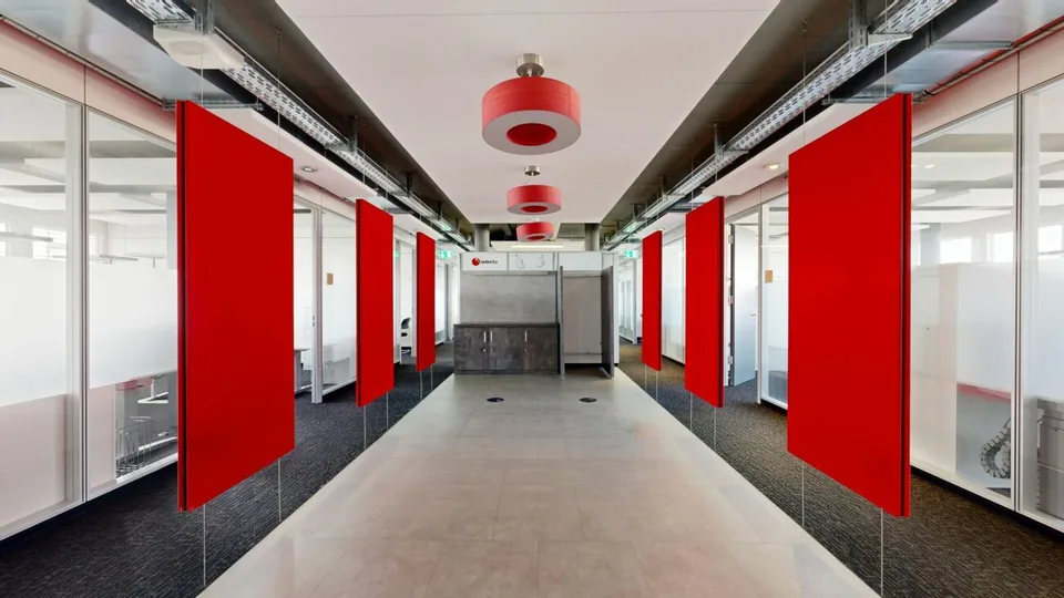 904 m2 Spazio commerciale/ufficio
