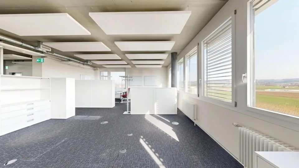 904 m2 Spazio commerciale/ufficio