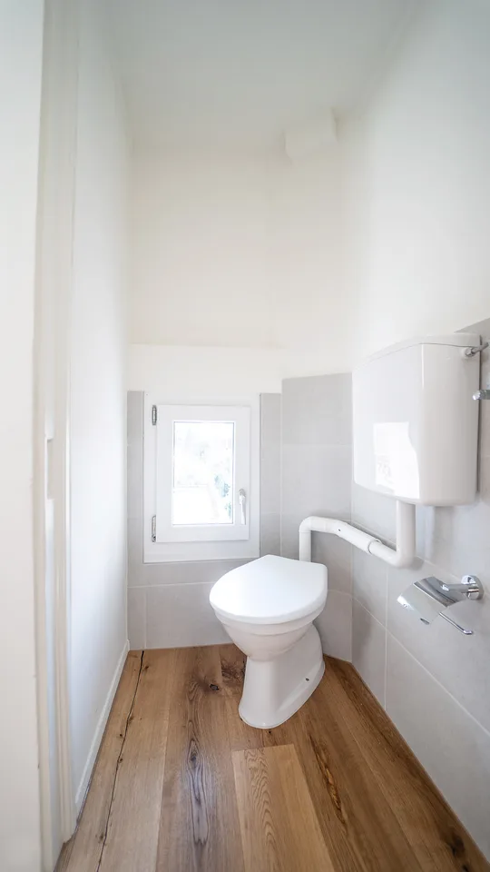 grosse 110m2 Loft-Wohnung in ehemaliger Schreinerei