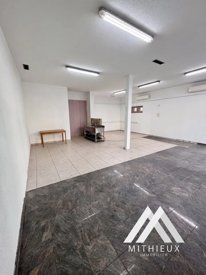 Spazio commerciale idealmente situato nel centro di Riddes