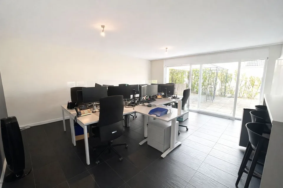 Des bureaux prêts à l'emploi dans un cadre privilégié