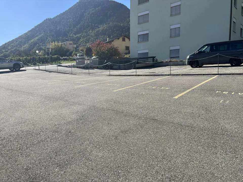 Place de parc extérieure