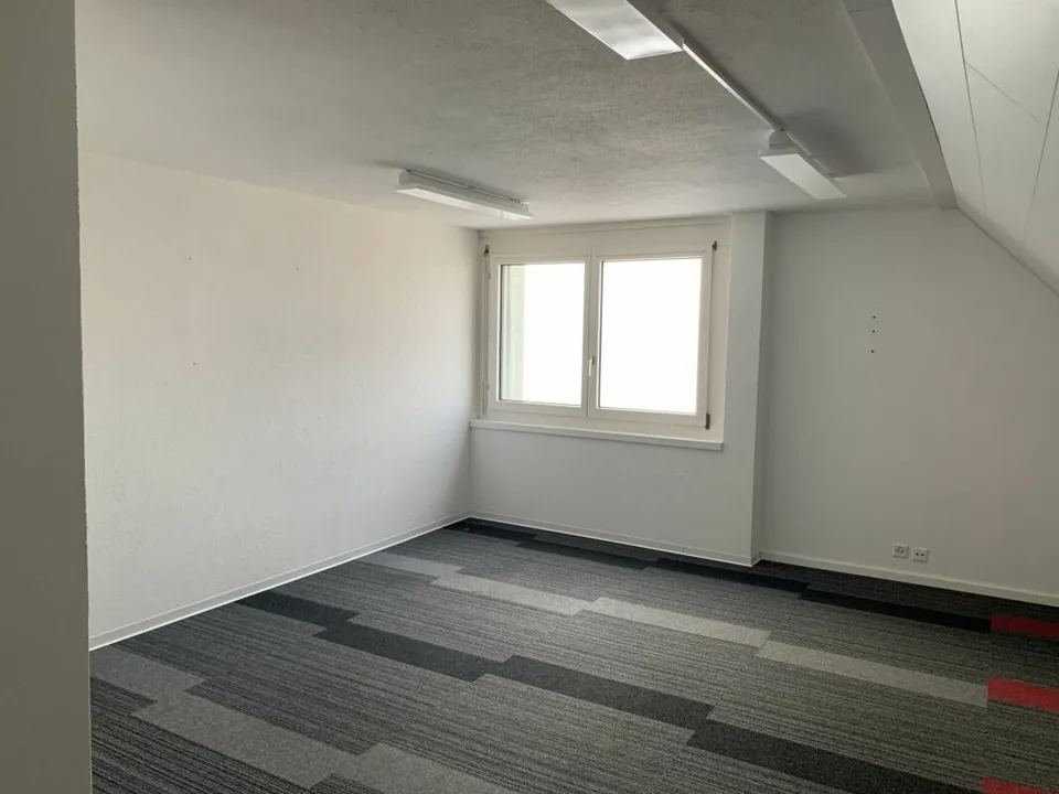 Gewerbefläche zur Miete im Zentrum von Saignelégier