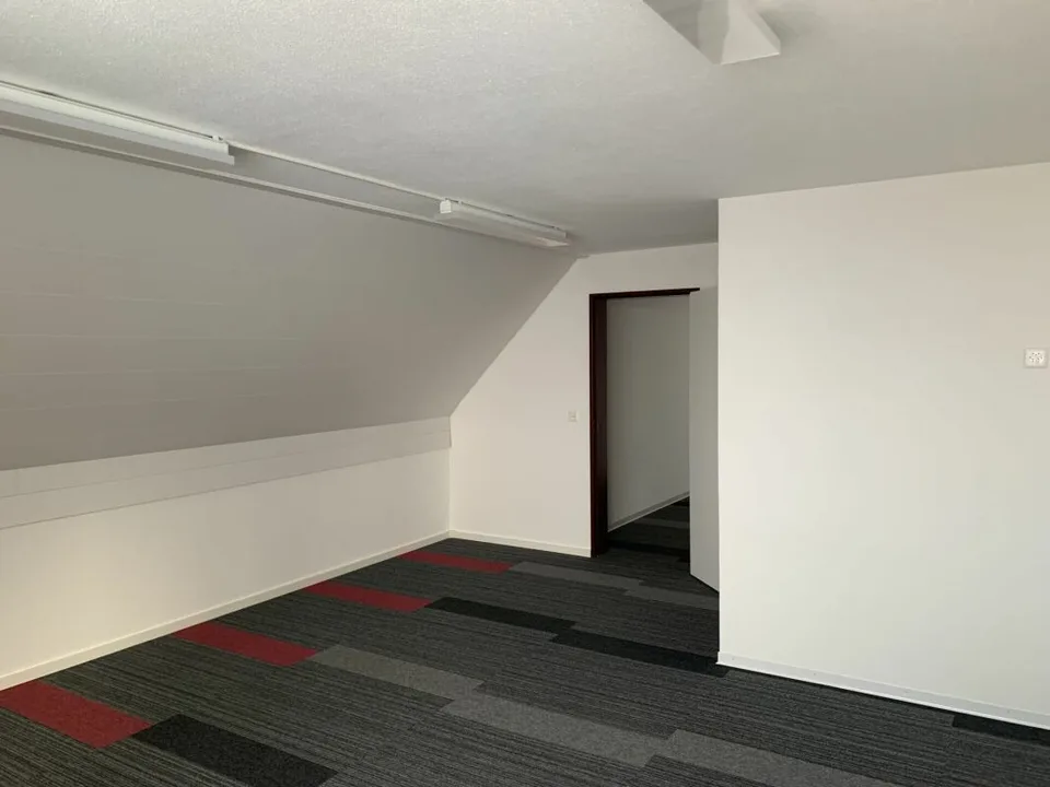 Surface commerciale à louer au centre de Saignelégier