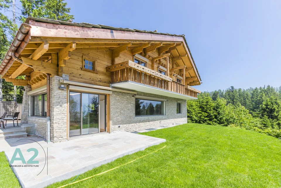 Wunderschönes komplett renoviertes Chalet im Jahr 2024