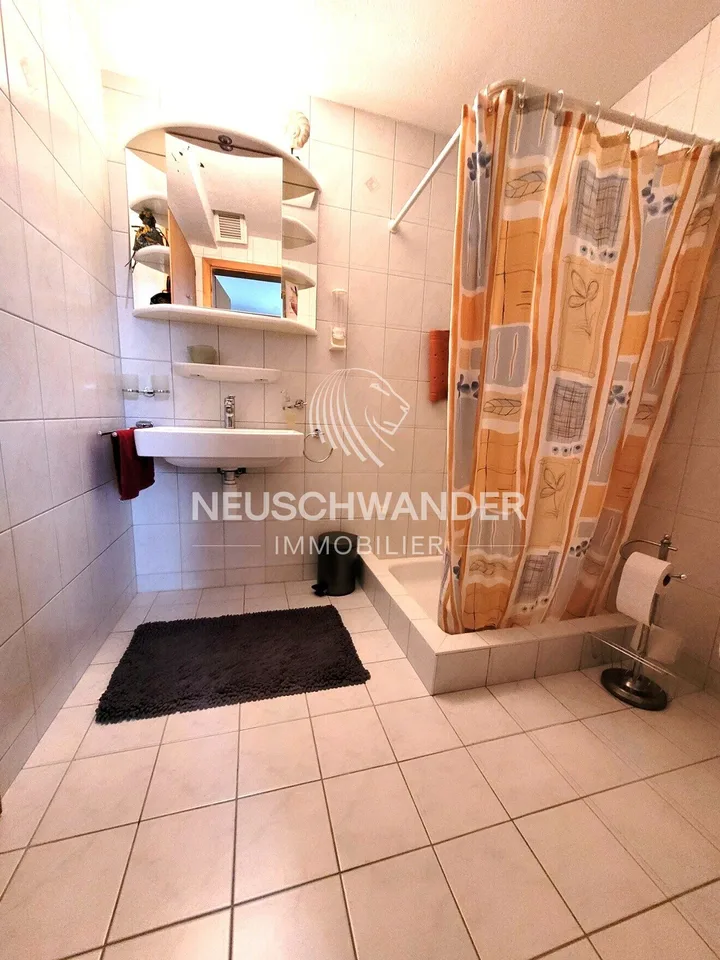 Zu vermieten in Rossemaison 2-Zimmer Lokal von 34 m²