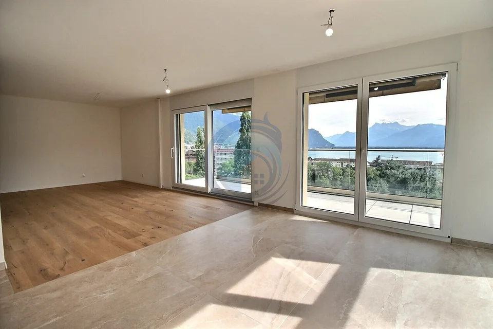 NEUES 4,5-ZIMMER-WOHNUNG MIT PANORAMABLICK AUF DEN SEE