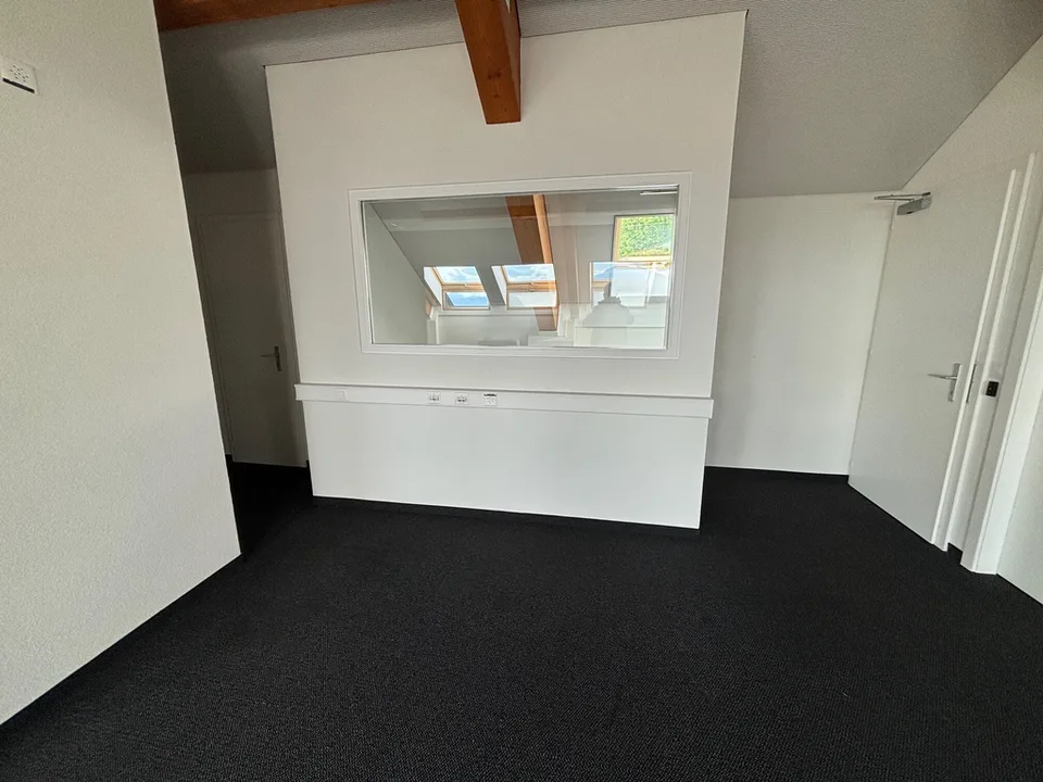 Büro von etwa 204 m2 im 3. Stock