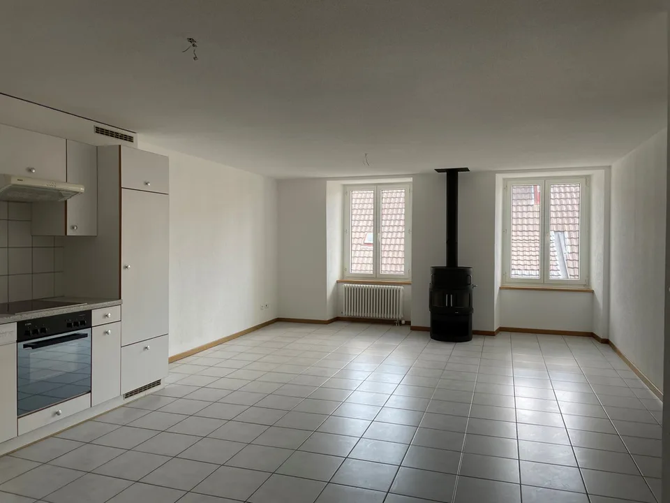 Vier-Zimmer-Wohnung