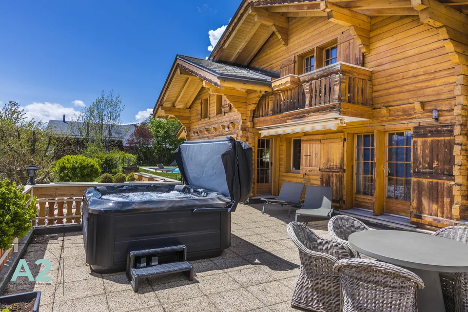 CHALET HAUT DE GAMME À RANDOGNE - LOCATION SEMAINE OU MOIS