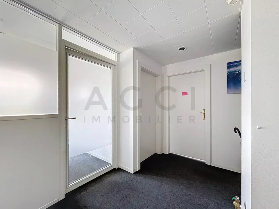 Büro zu vermieten von 97 m² CHF 5'900.-/Monat + MwSt