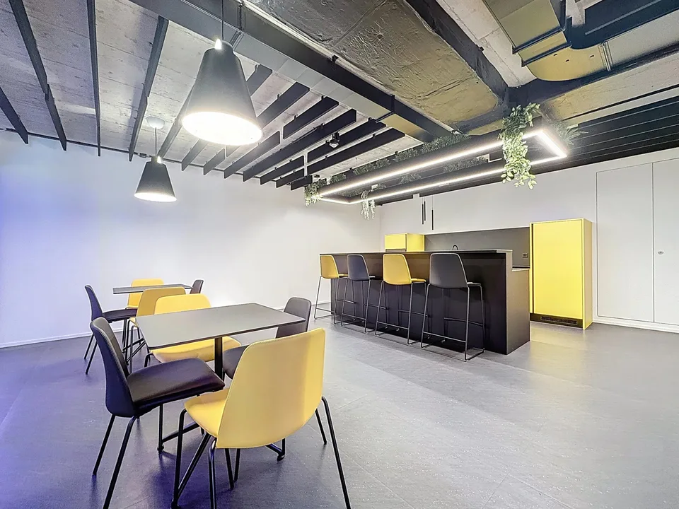 142 m² Büro im 3. Stock - Cour de Gare, Sion – Foto 8 von 8