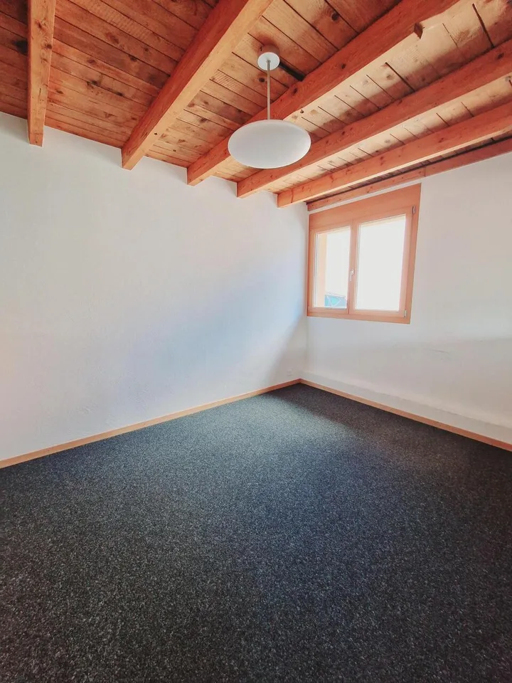 Espaces commerciaux modulaires avec accès direct à l'A12