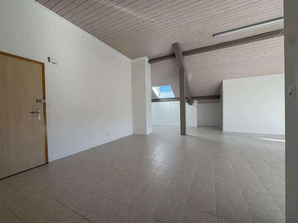 Große 4-Zimmer-Wohnung mit 115 m² und Balkon ? La Sagne