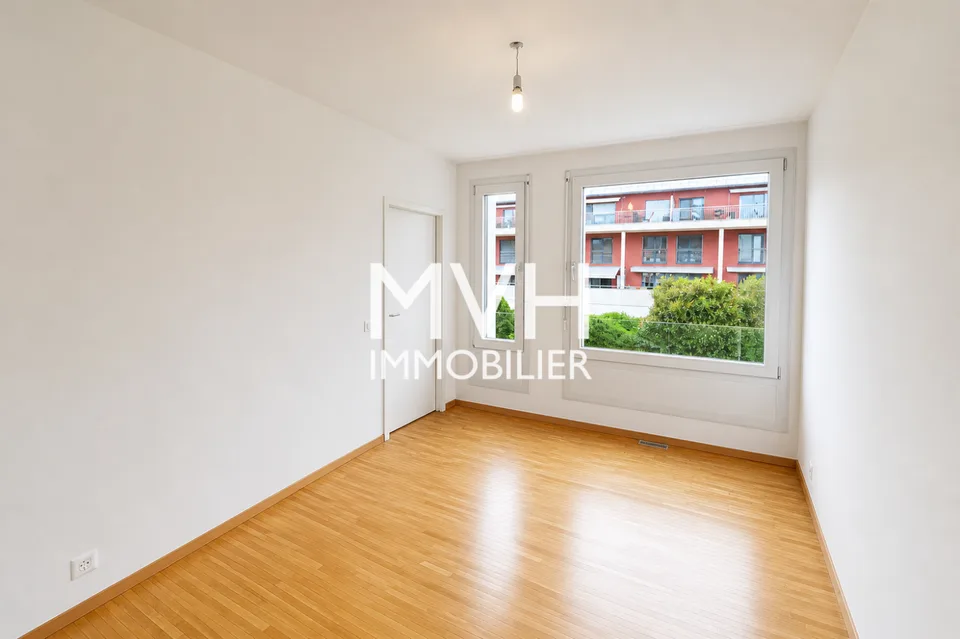 6-room apartment