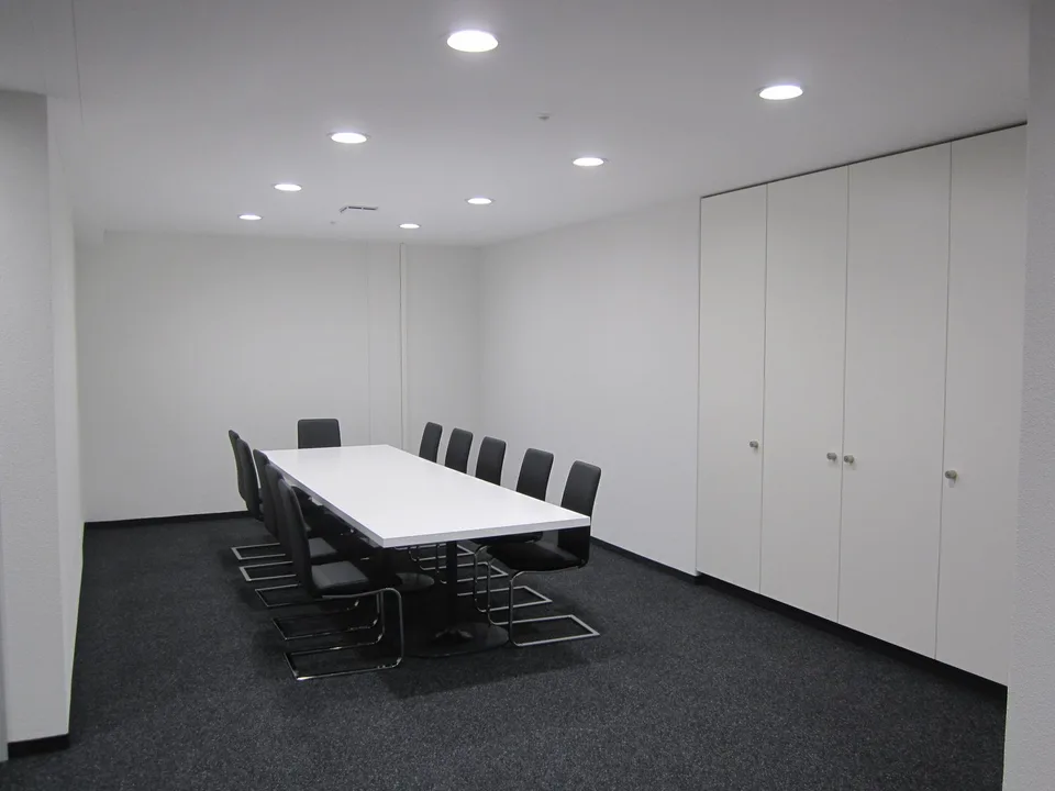 Beautiful individual office in shared office