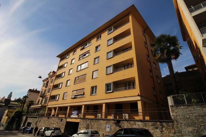 LUGANO ZENTRUM - BÜRO MIT 4.5 ZIMMERN ZU VERMIETEN