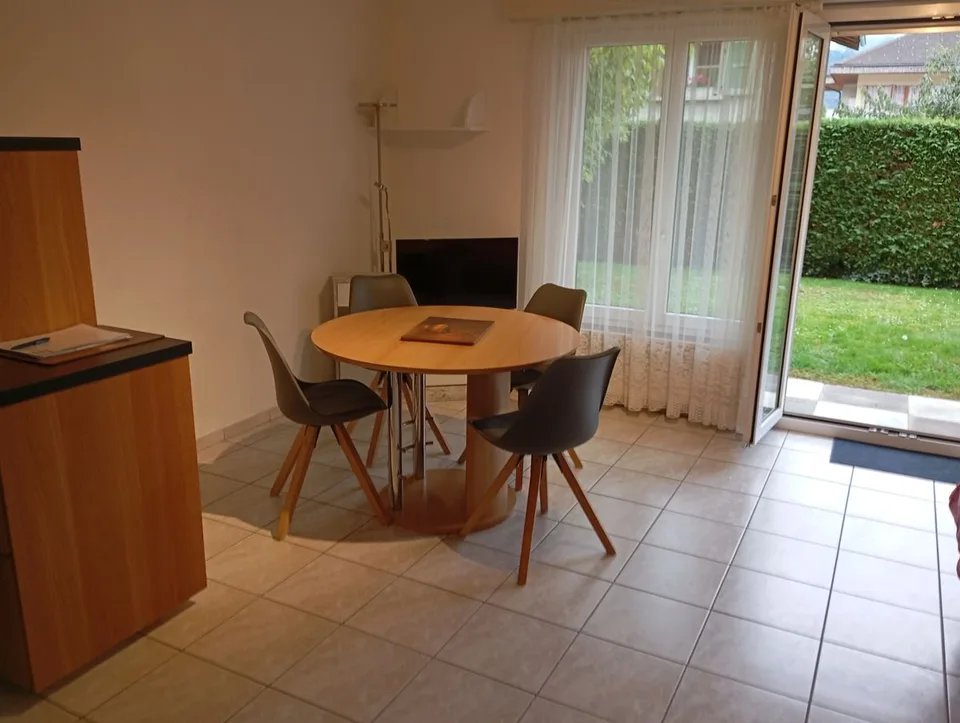 Studio meublé 32m2 avec vue à louer à Sierre