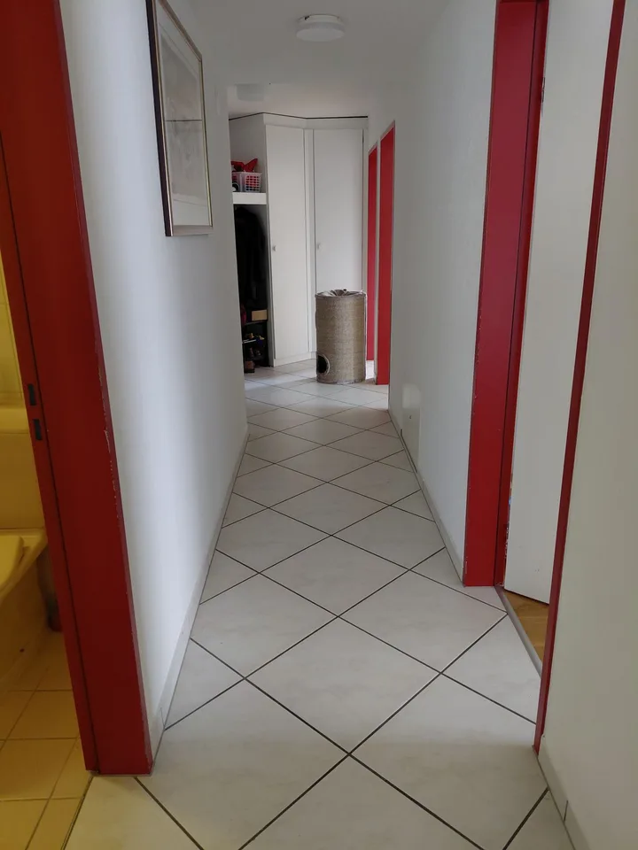 Chambre individuelle lumineuse à louer avec vue à Arch