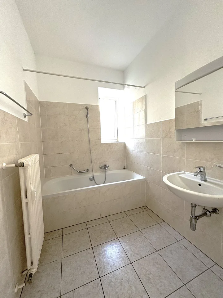 Zentrale 4-Zimmer-Wohnung in Locarno