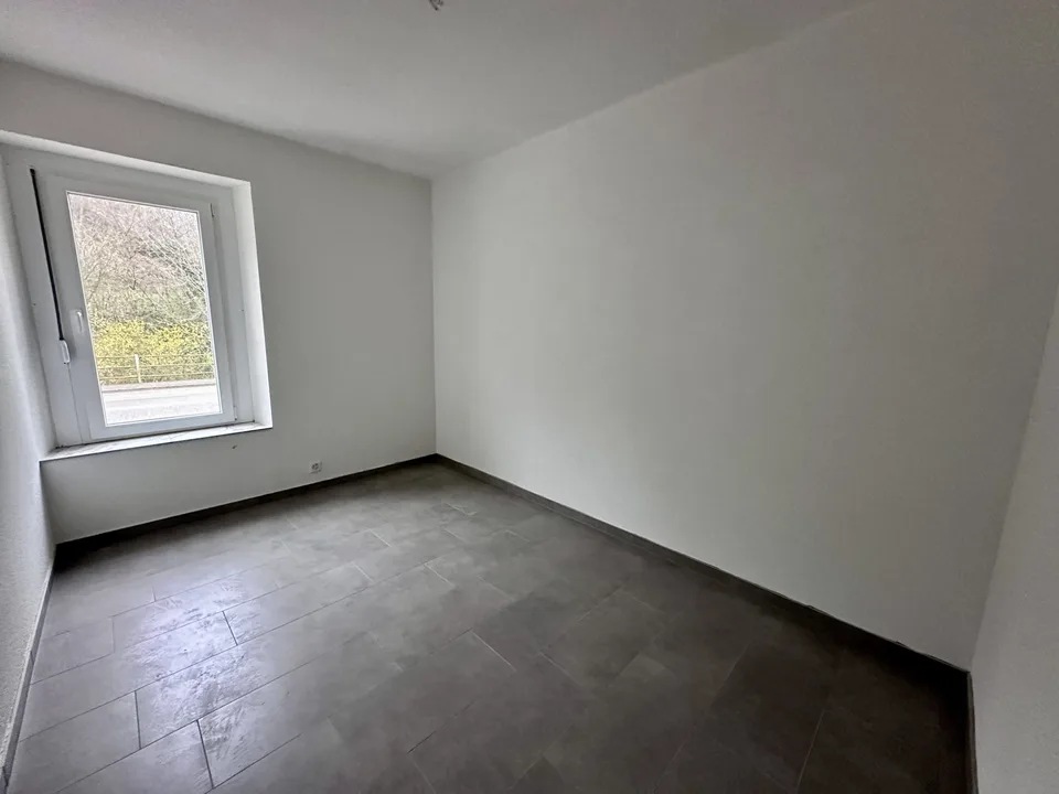 Zu vermieten in Courrendlin eine 4,5-Zimmer-Wohnung im Erdgeschoss