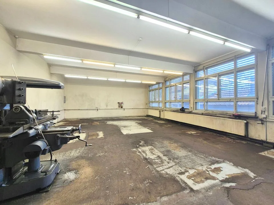Local commercial / Dépôt / Atelier