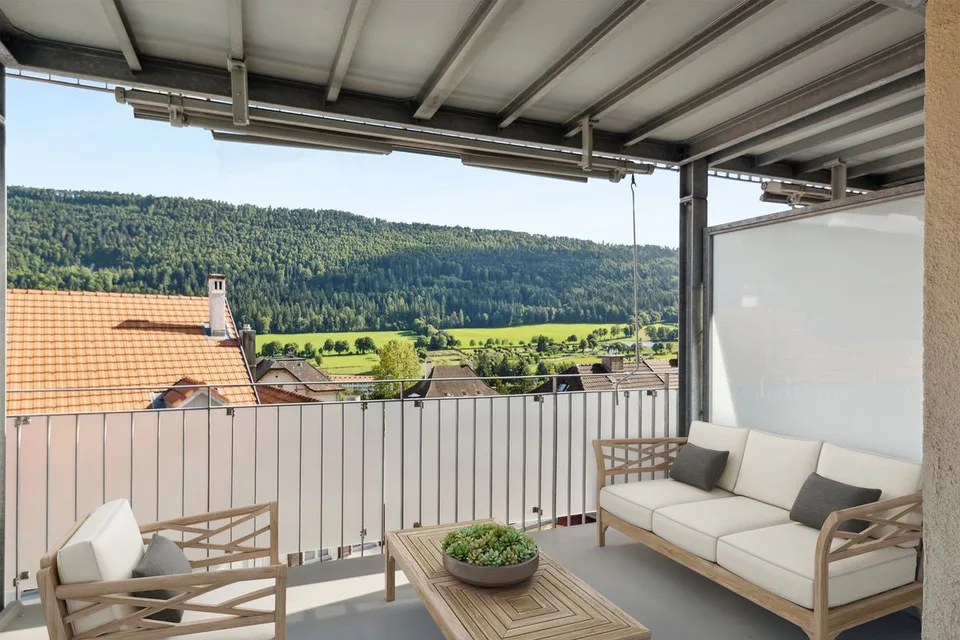 Bellissimo appartamento luminoso di 3 stanze con balcone e ascensore – foto 7 di 7