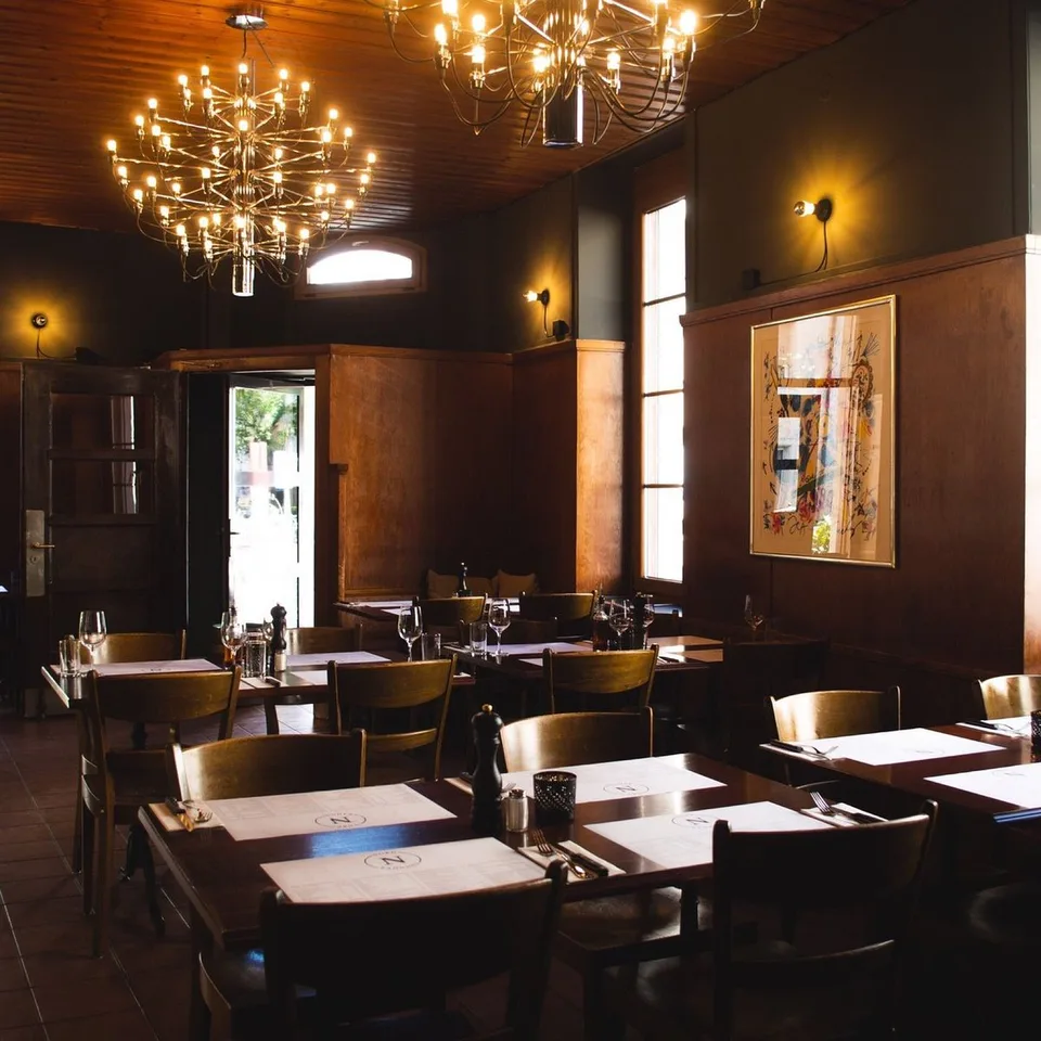 Ampio ristorante con giardino in affitto a Basilea San Giovanni