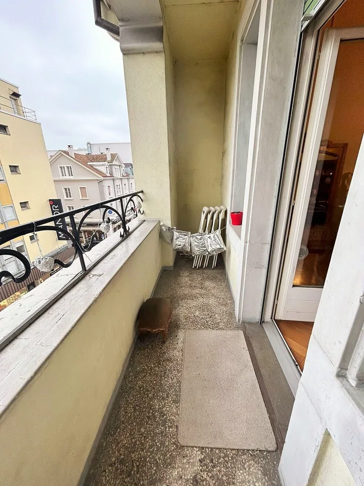 Zu vermieten in Delémont 3,5-Zimmer-Wohnung mit Balkonen